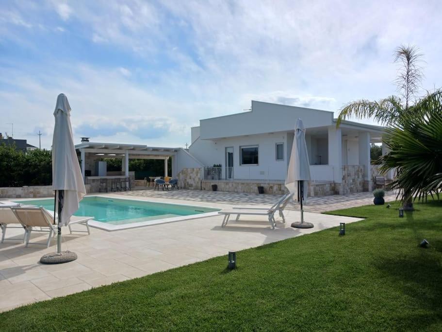 Malia Holiday Villa Conversano Exterior foto