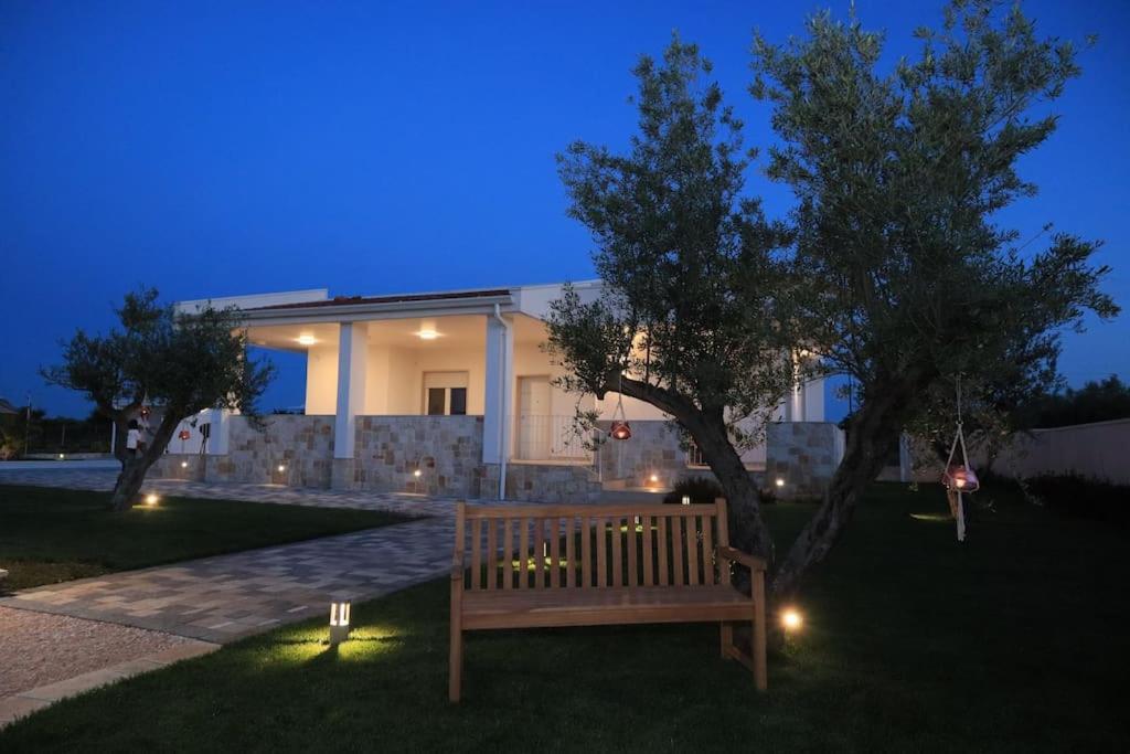 Malia Holiday Villa Conversano Exterior foto